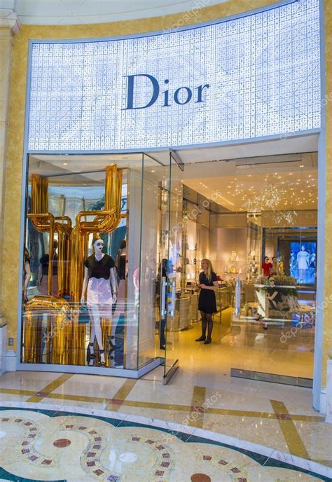 dior boutique las vegas.